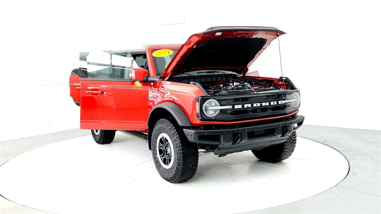 Used 2024 Ford Bronco Outer Banks w/ Sasquatch Package image 9