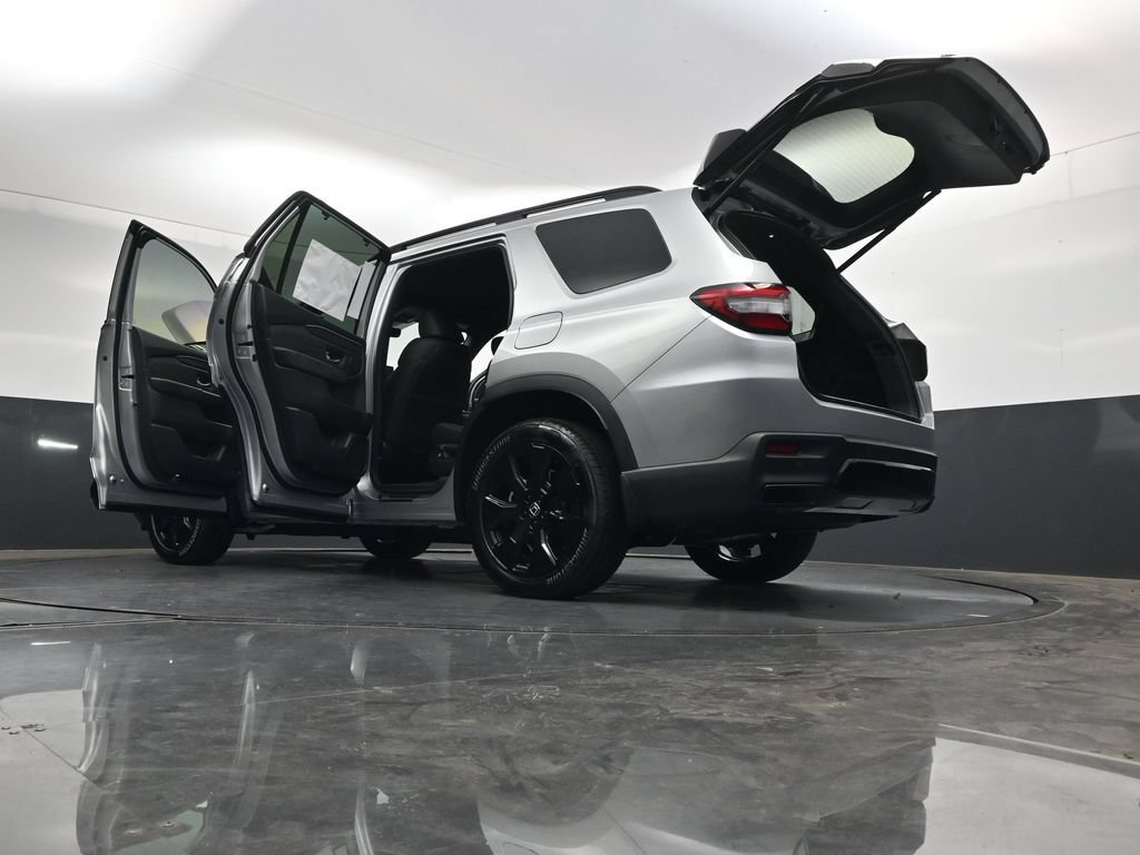 New 2026 Honda Pilot Black Edition image 47