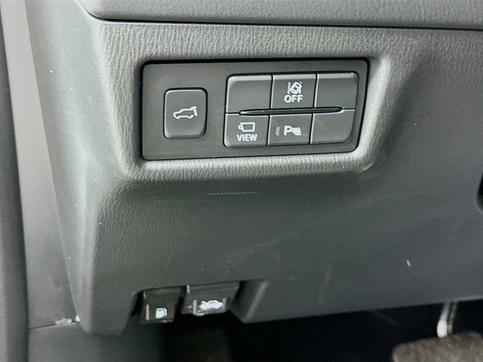 Certified 2025 MAZDA CX-5 Signature image 10