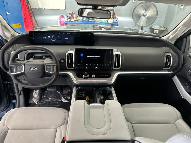 New 2027 Ford Expedition Platinum w/ Platinum Ultimate Package AWD/4WD image 13