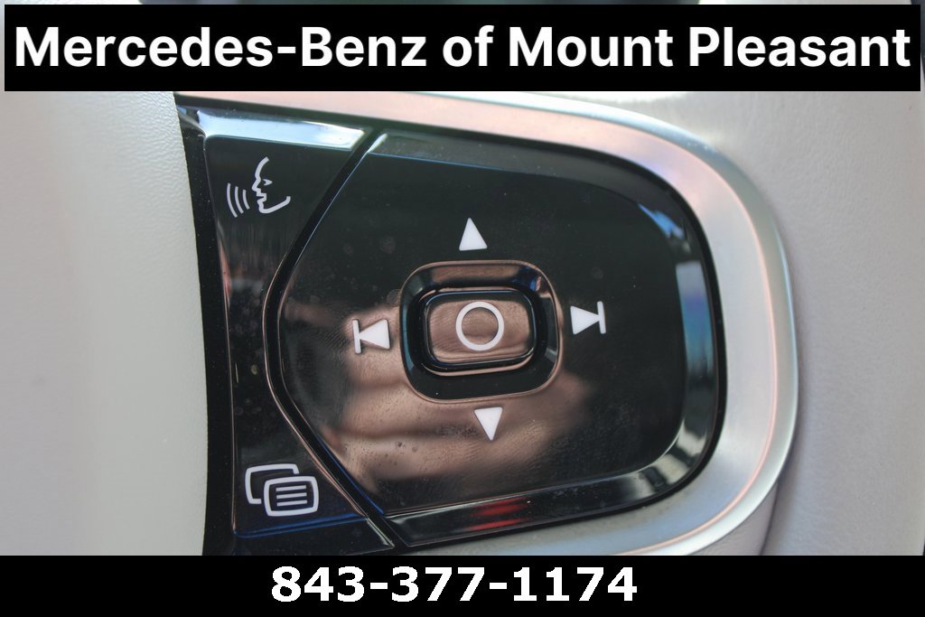 Used 2025 Volvo XC60 B5 Plus w/ Protection Package Premier image 29