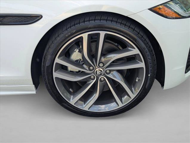 New 2024 Jaguar XF R-Dynamic SE AWD/4WD image 9