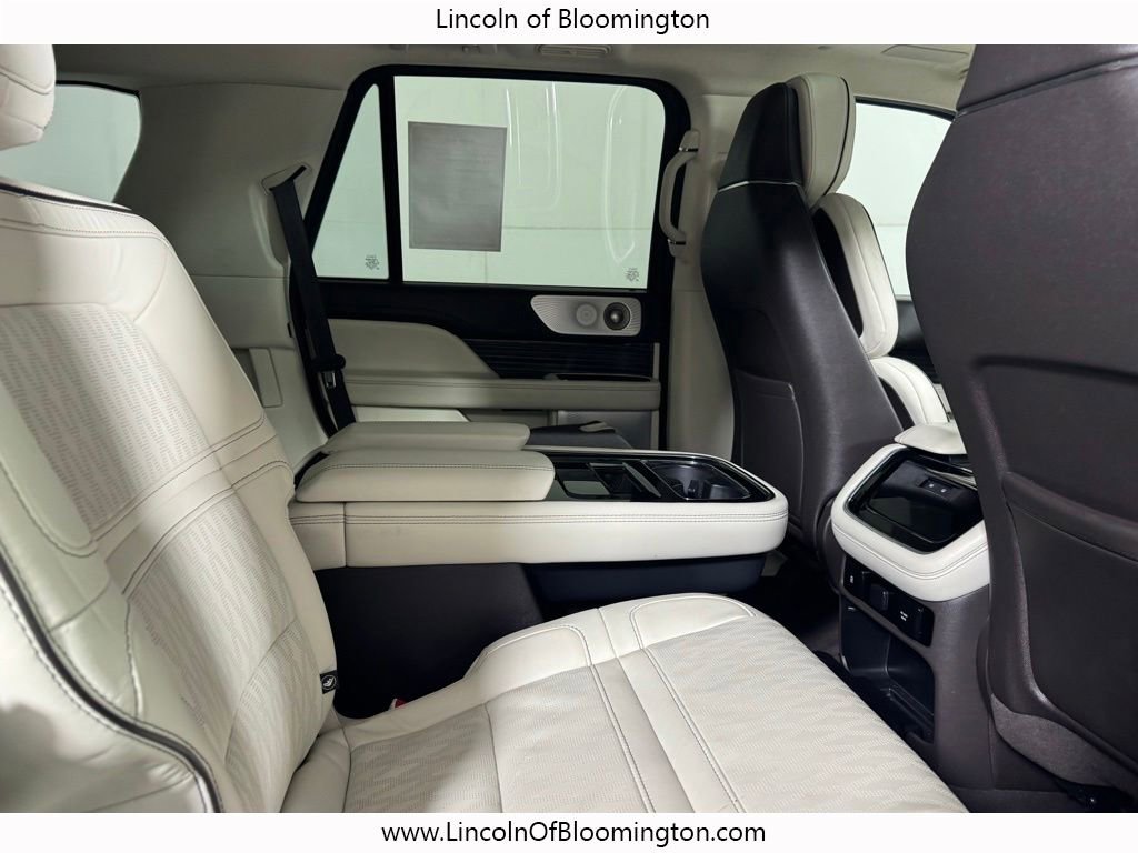 Used 2023 Lincoln Navigator Black Label AWD/4WD image 22