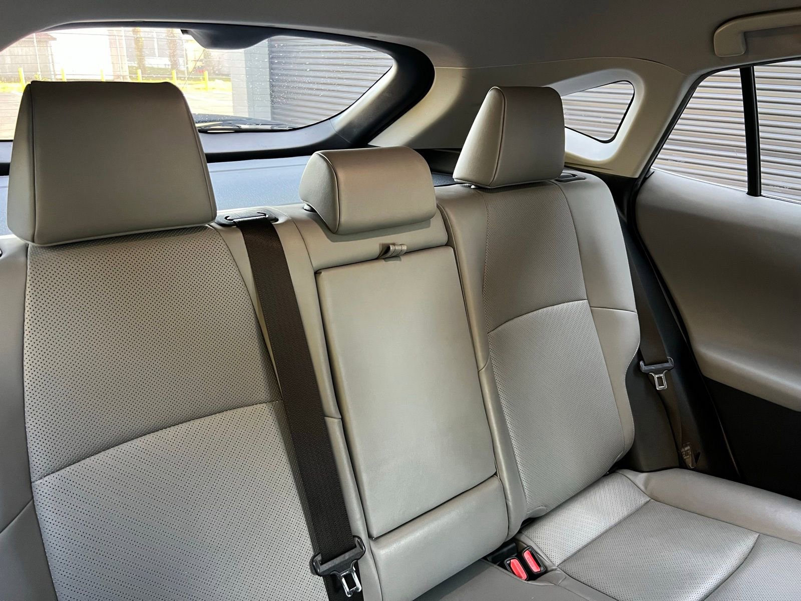 Used 2021 Toyota Venza Limited image 48