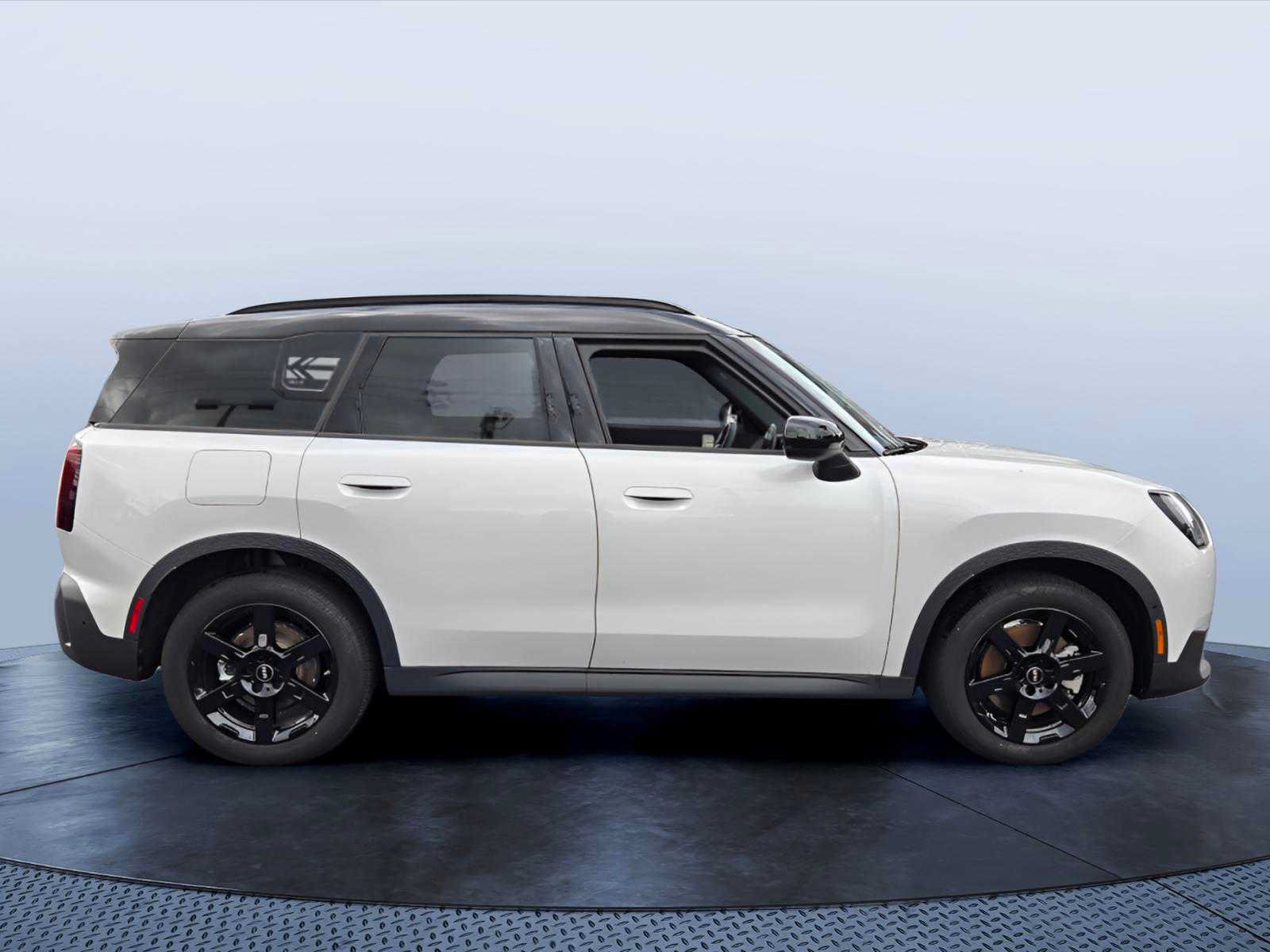 Used 2026 MINI Cooper Countryman S AWD/4WD image 2