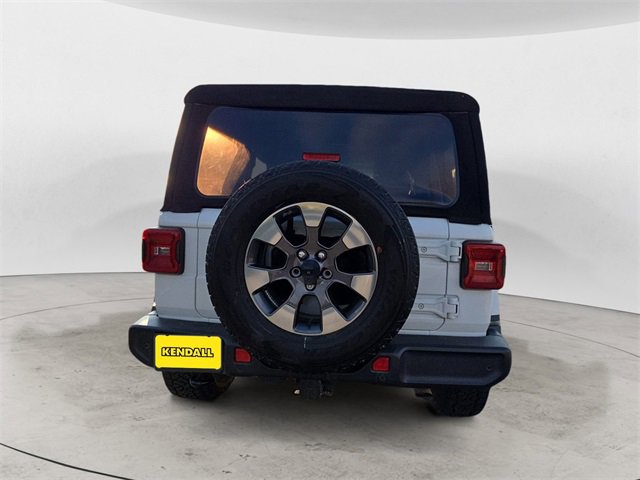 Used 2018 Jeep Wrangler Unlimited Sahara image 4