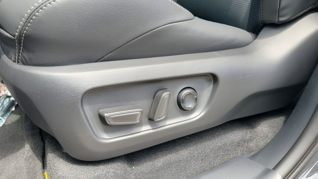 New 2026 Toyota 4Runner Limited AWD/4WD image 15