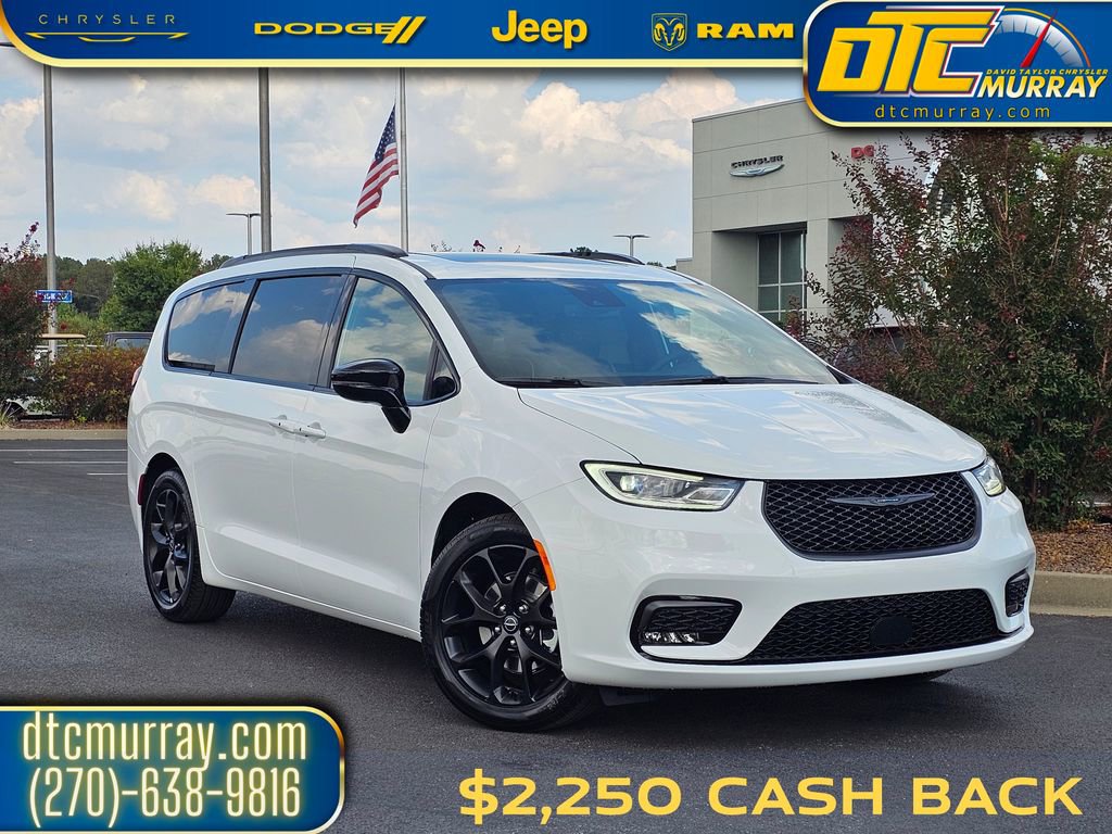 New 2026 Chrysler Pacifica Limited