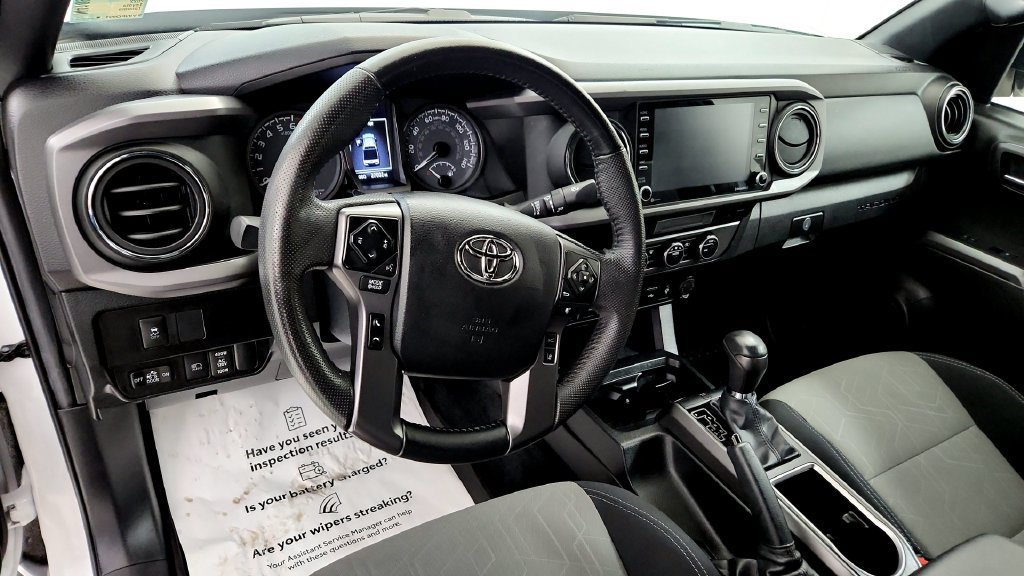 Certified 2022 Toyota Tacoma TRD Off-Road w/ Technology Package AWD/4WD image 23