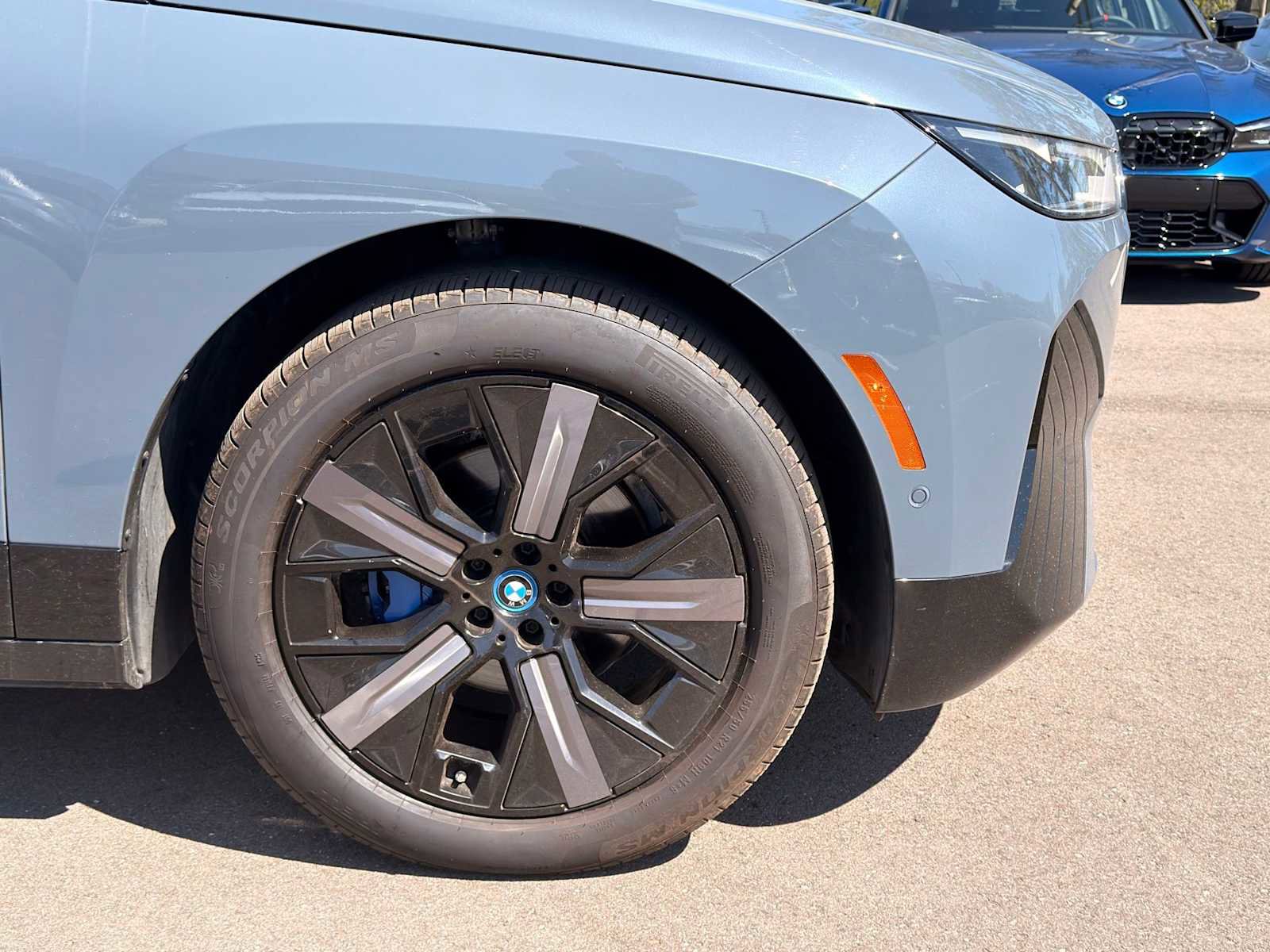 Certified 2024 BMW iX xDrive50 w/ Premium Package AWD/4WD image 3