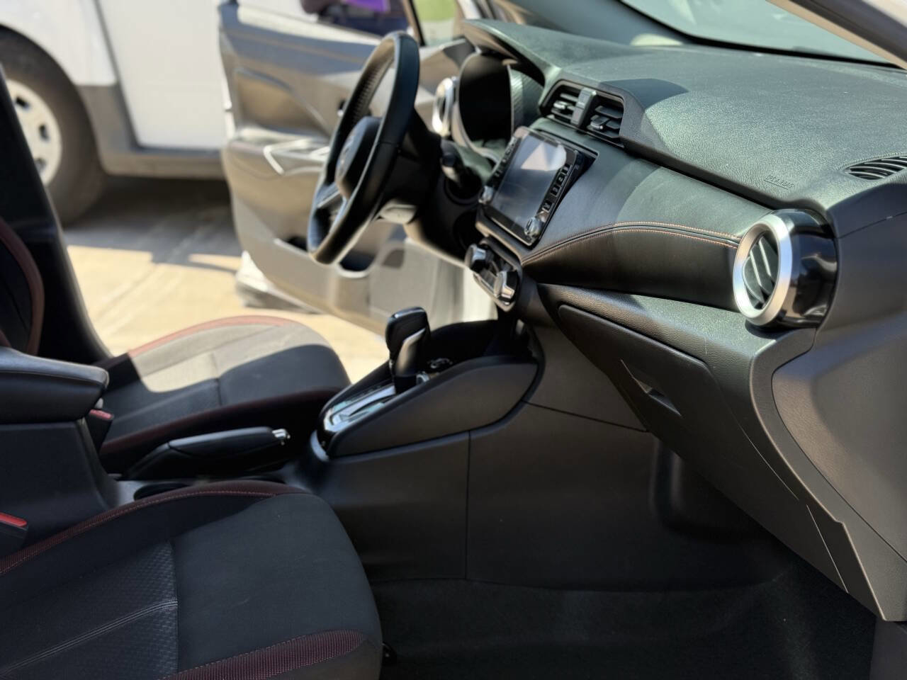 Used 2023 Nissan Versa SR w/ Trunk Package image 6