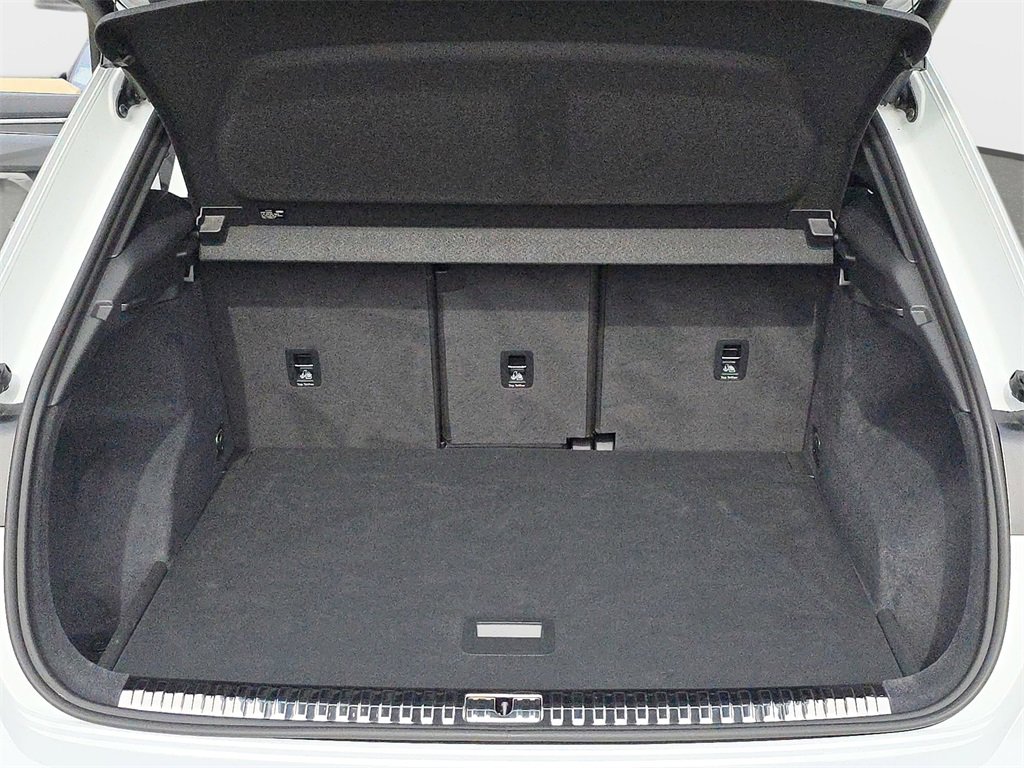 Certified 2024 Audi Q3 2.0T Premium w/ Convenience Package image 12