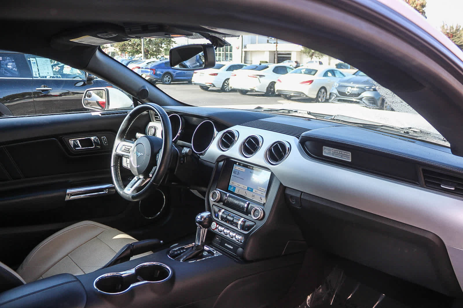 Used 2016 Ford Mustang Premium RWD image 18