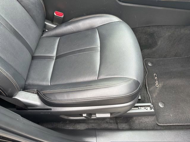 Used 2025 MAZDA CX-90 3.3 Turbo w/ Preferred Package AWD/4WD image 13