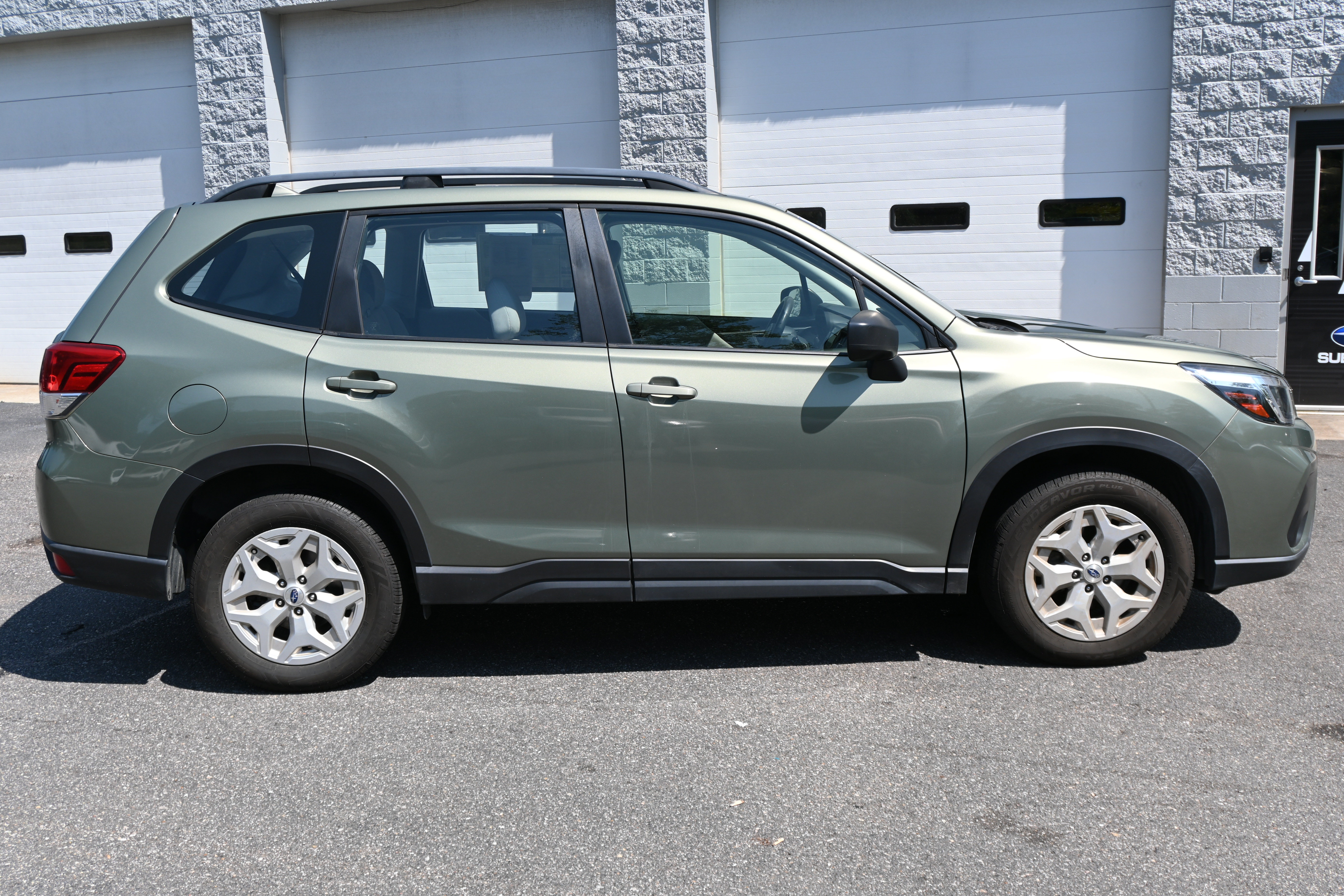 Used 2020 Subaru Forester w/ Alloy Wheel Package AWD/4WD image 10