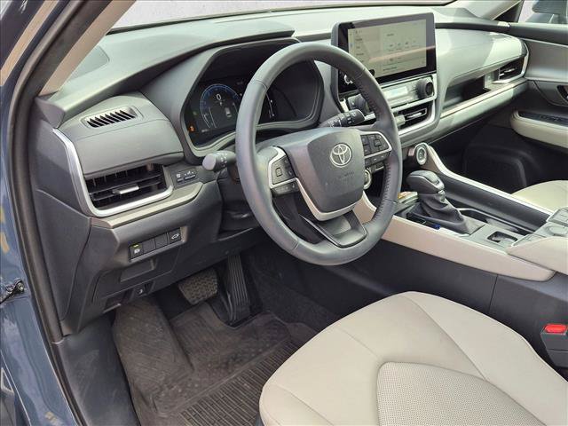 Used 2024 Toyota Grand Highlander AWD image 7