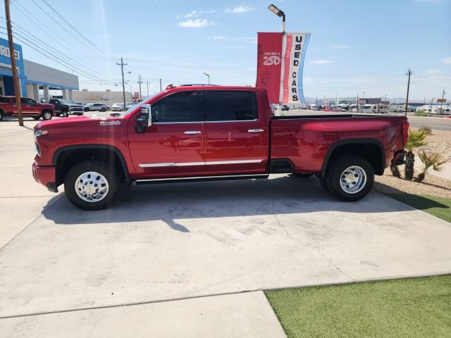 New 2026 Chevrolet Silverado 3500 High Country w/ Technology Package AWD/4WD image 7