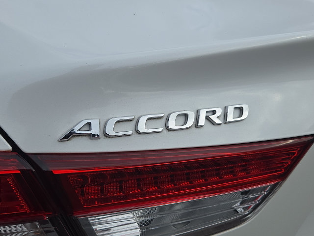 Used 2018 Honda Accord LX image 28
