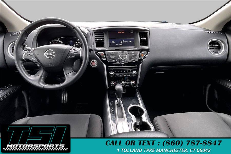 Used 2020 Nissan Pathfinder SV FWD image 14