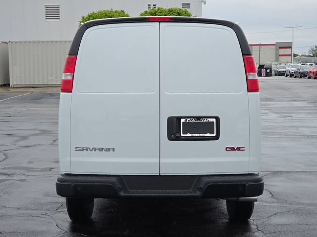 New 2026 GMC Savana 2500 w/ Driver Convenience Package RWD image 15