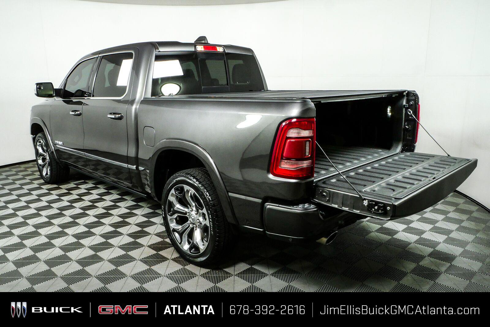 Used 2020 RAM 1500 Limited AWD/4WD image 31