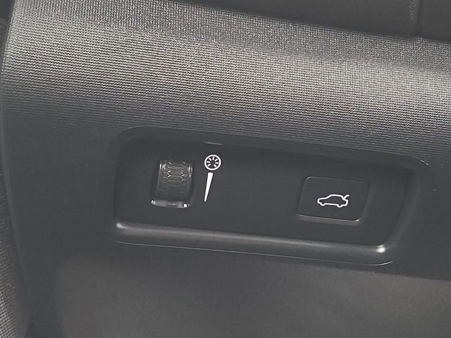 Used 2022 Polestar Polestar 2 w/ Pilot Package image 37