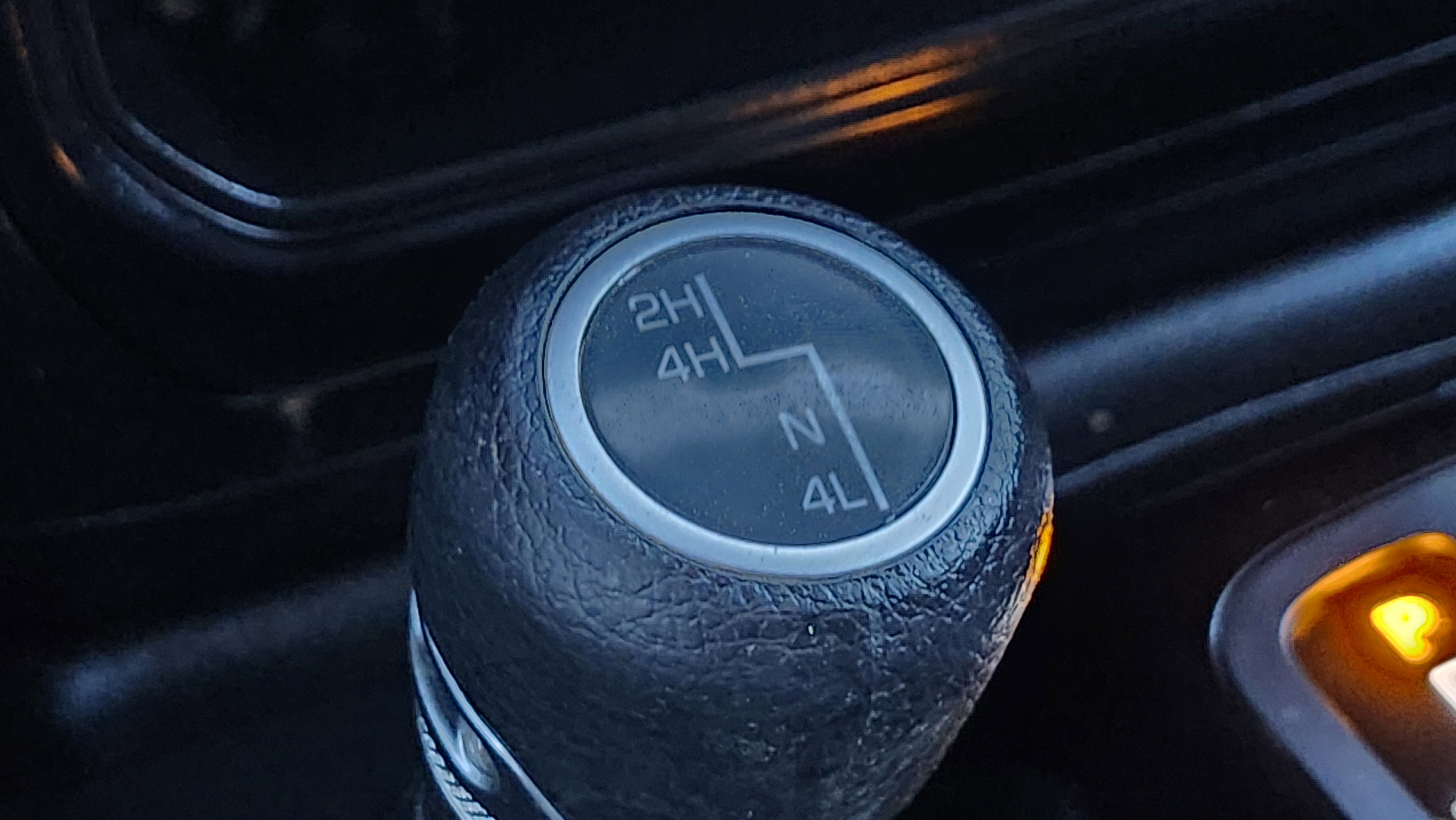 Used 2023 Jeep Gladiator Overland w/ Cold Weather Group image 27