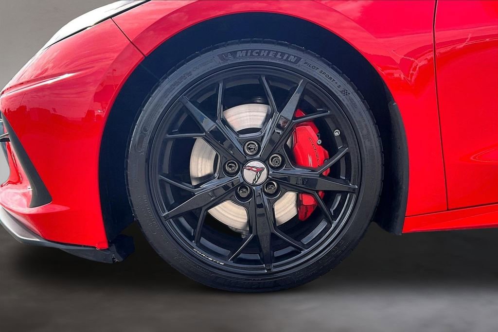 Used 2022 Chevrolet Corvette Stingray Premium Cpe w/ Z51 Performance Package RWD image 8