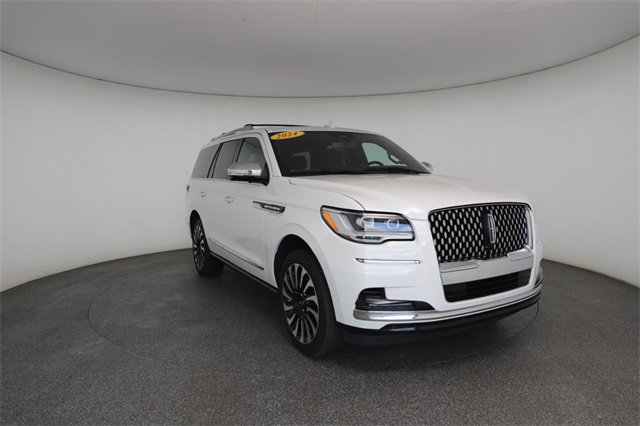 Used 2024 Lincoln Navigator Black Label image 28