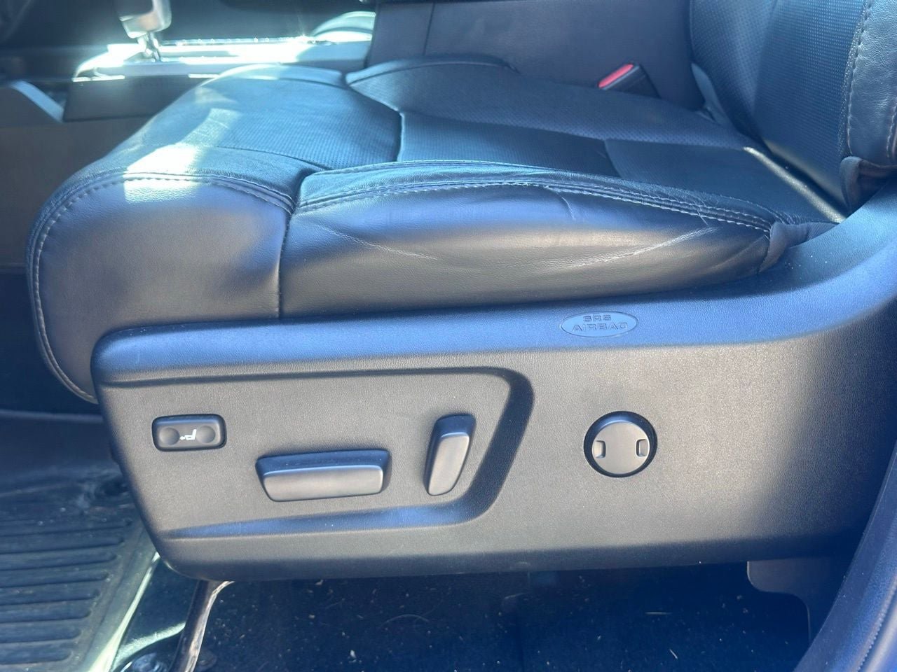 Used 2021 Toyota Tundra Platinum AWD/4WD image 26