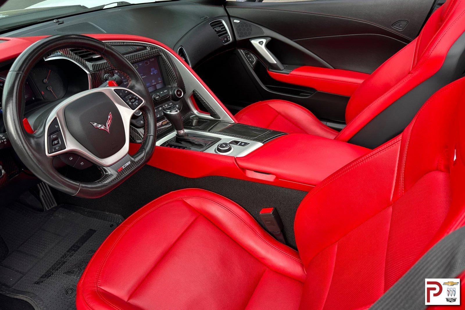 Used 2019 Chevrolet Corvette Z06 RWD image 11
