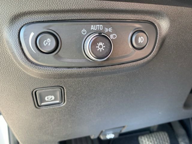 Used 2022 GMC Terrain SLT image 19