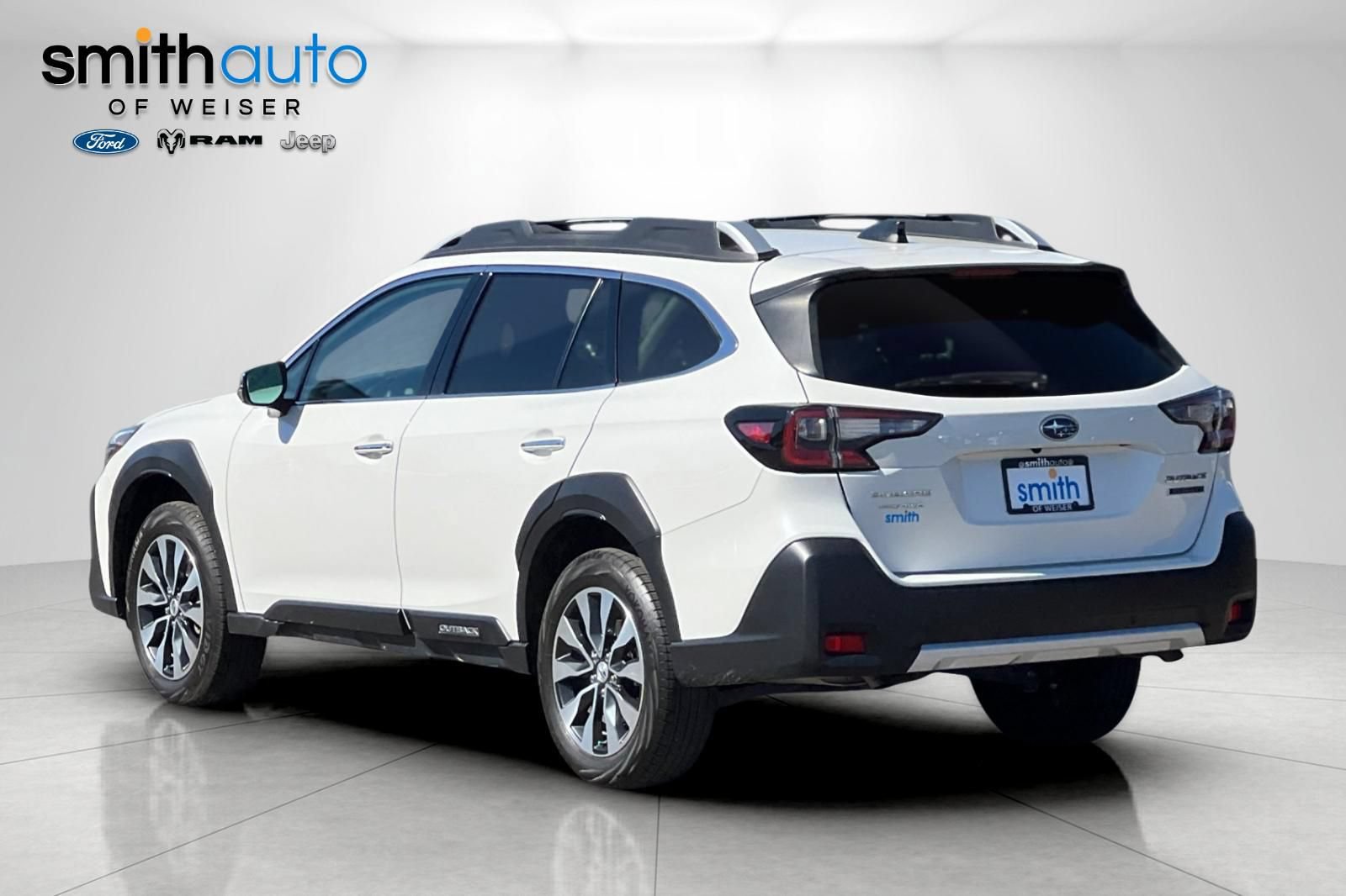 Used 2024 Subaru Outback Touring XT w/ Tech Package 2 AWD/4WD image 7