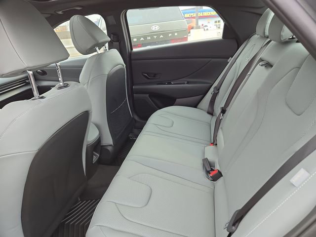 New 2026 Hyundai Elantra Limited image 30