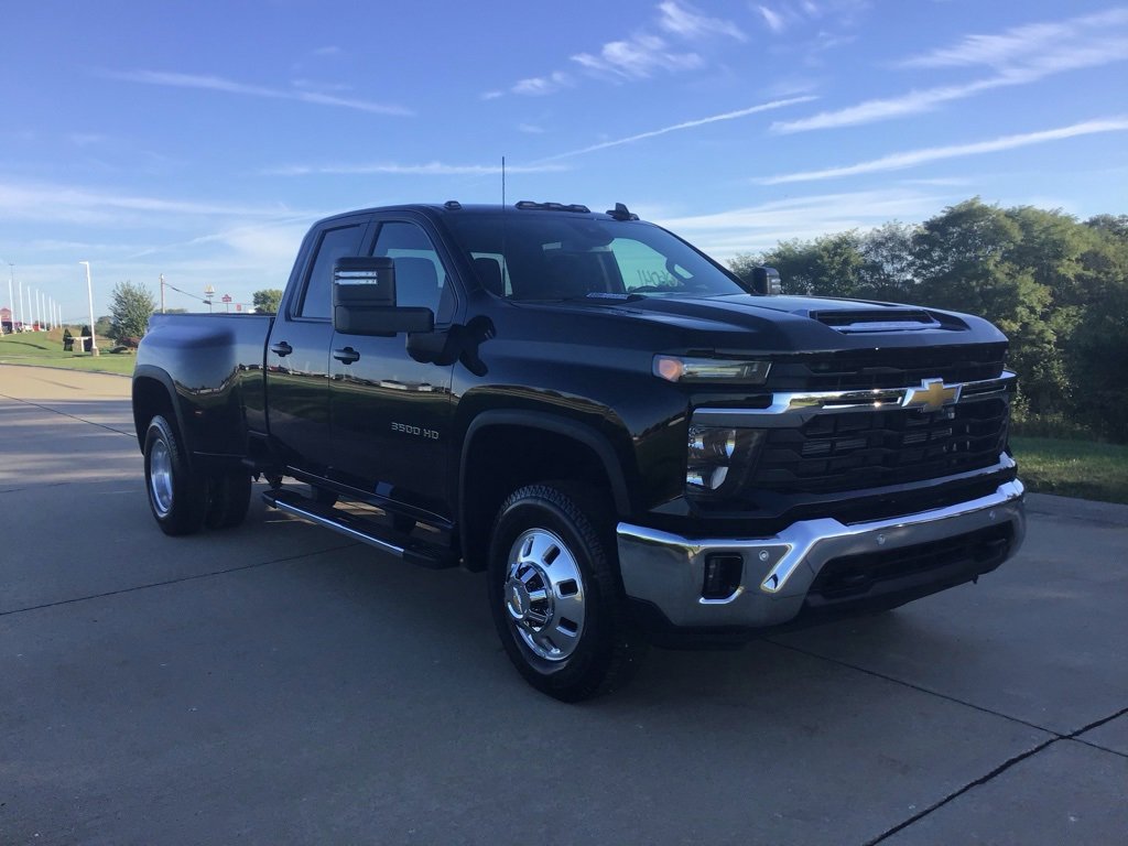 New 2026 Chevrolet Silverado 3500 LT w/ Safety Package image 1