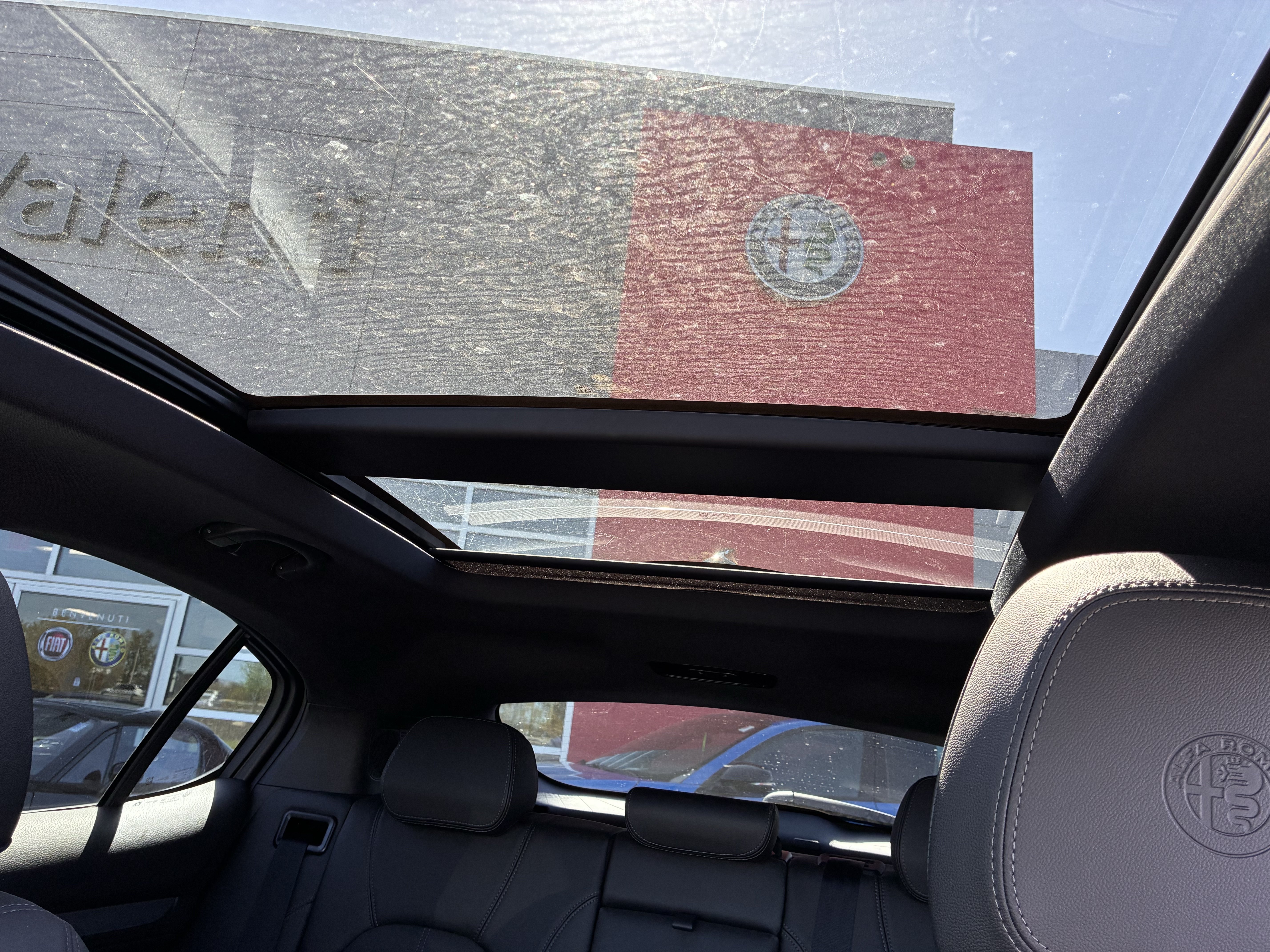 New 2025 Alfa Romeo Stelvio Sprint w/ Convenience Package AWD/4WD image 26