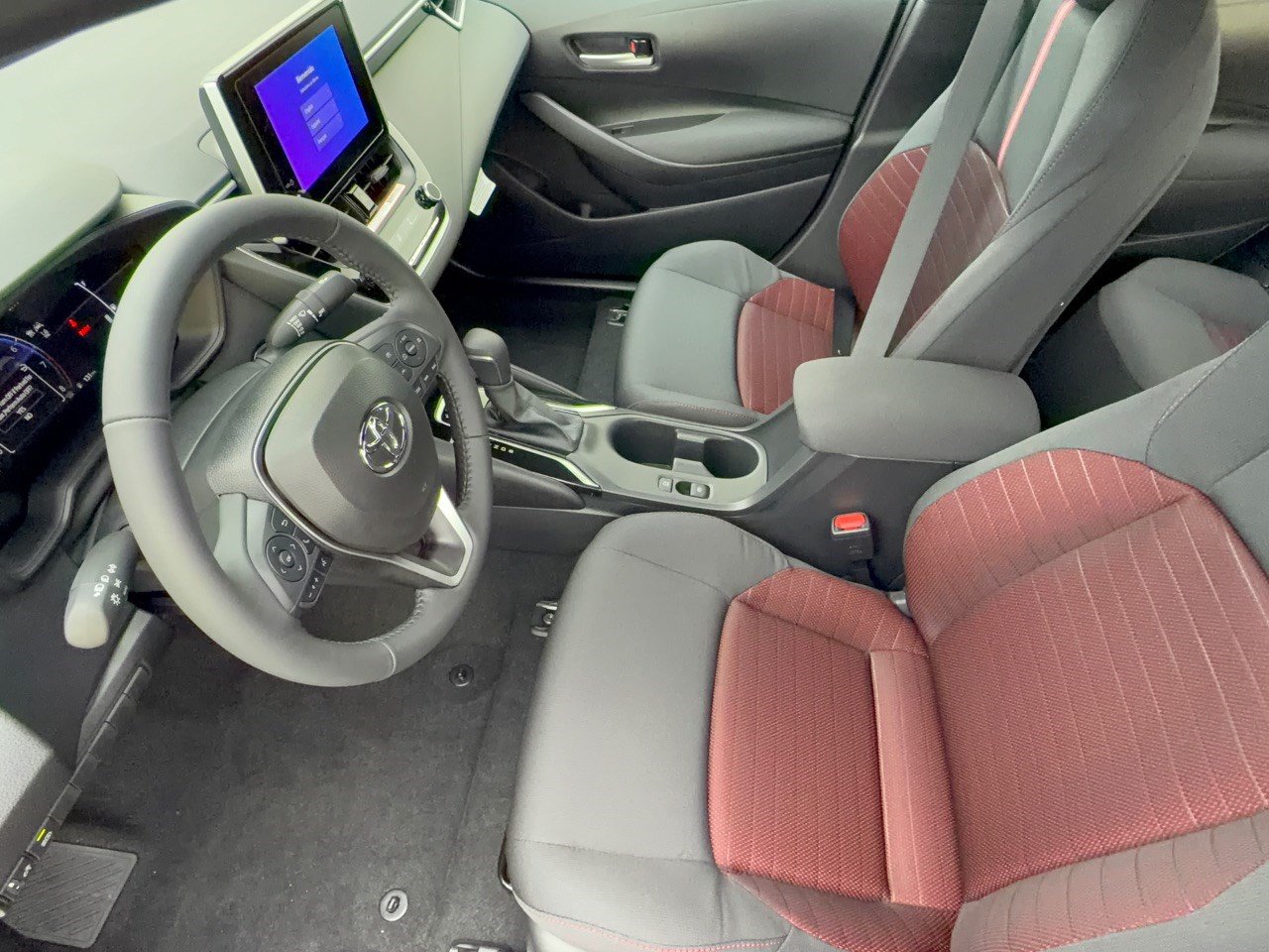 New 2027 Toyota Corolla SE FWD image 6