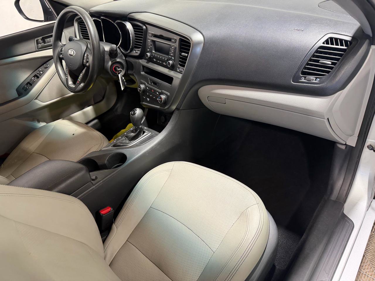 Used 2013 Kia Optima LX image 13