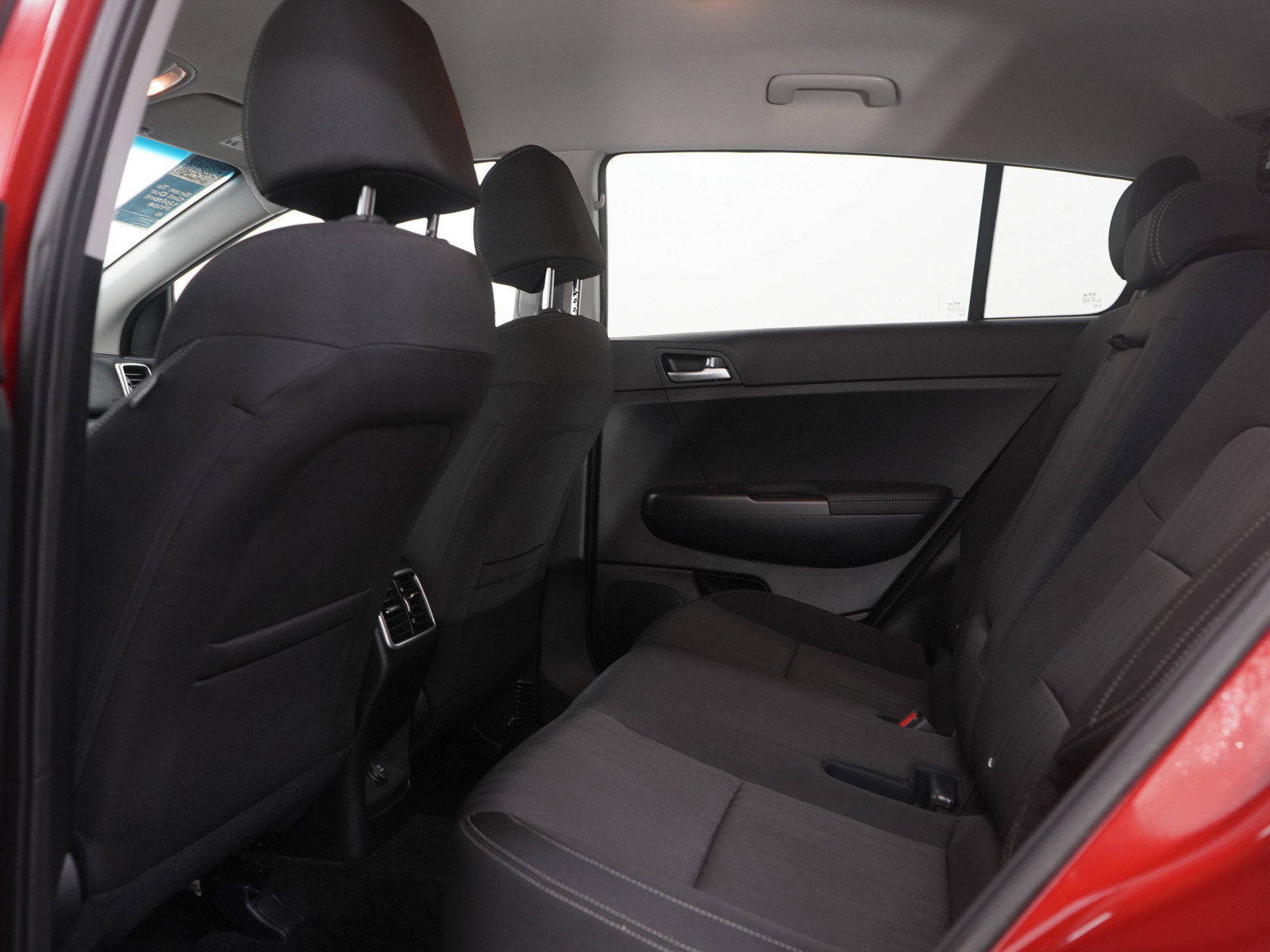 Used 2022 Kia Sportage LX image 18