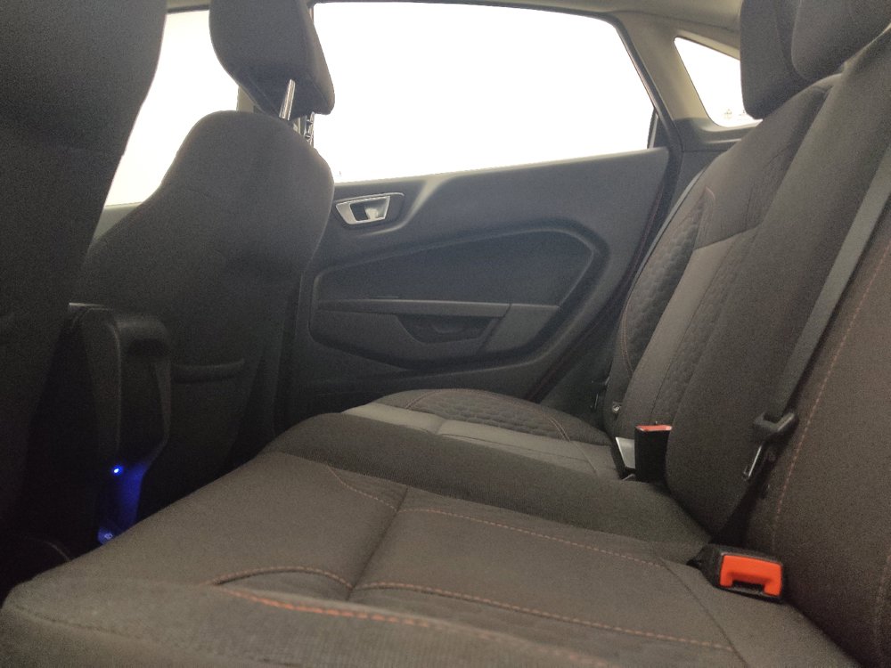 Used 2015 Ford Fiesta SE w/ Equipment Group 201A FWD image 18