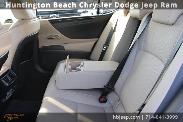 Used 2019 Lexus ES 350 image 32