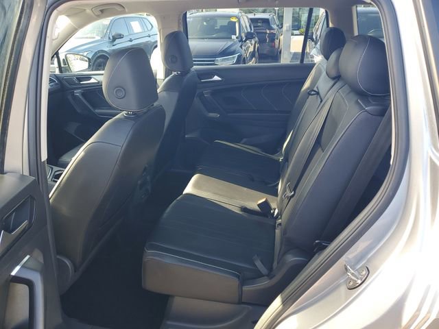 Certified 2024 Volkswagen Tiguan SE image 11