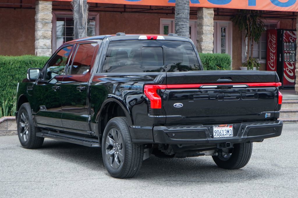 Used 2022 Ford F150 Lightning Lariat w/ Equipment Group 511A High AWD/4WD image 6