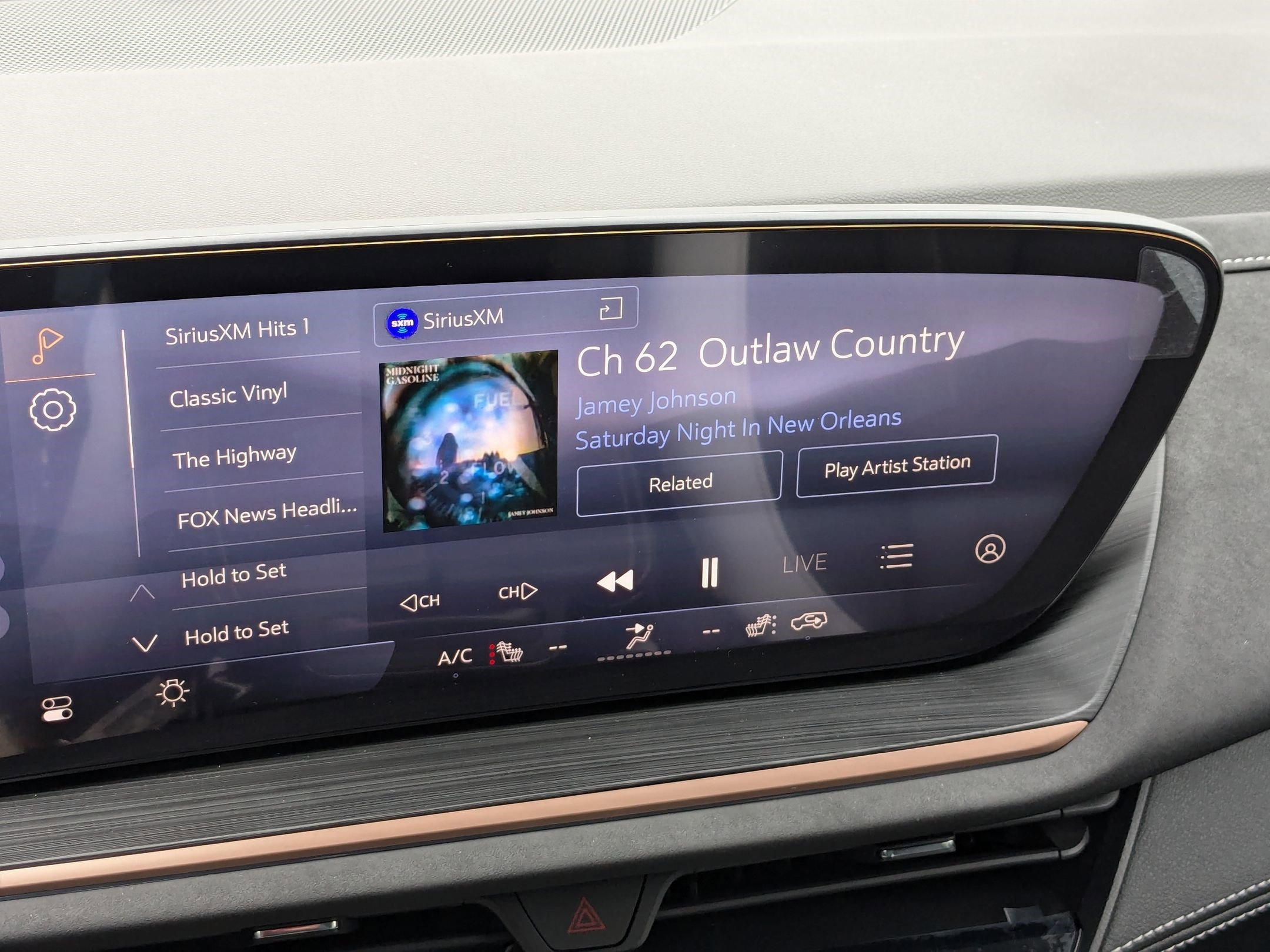 New 2025 Buick Envision Sport Touring image 17