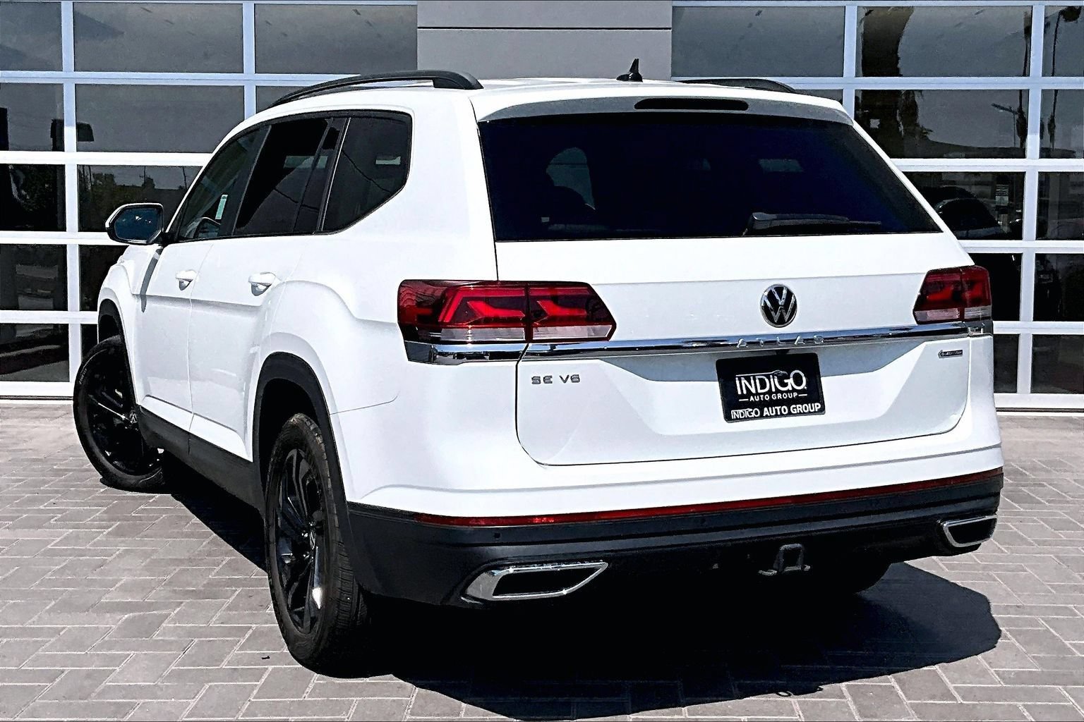 Used 2023 Volkswagen Atlas SE w/ Black Wheel Package AWD/4WD image 10