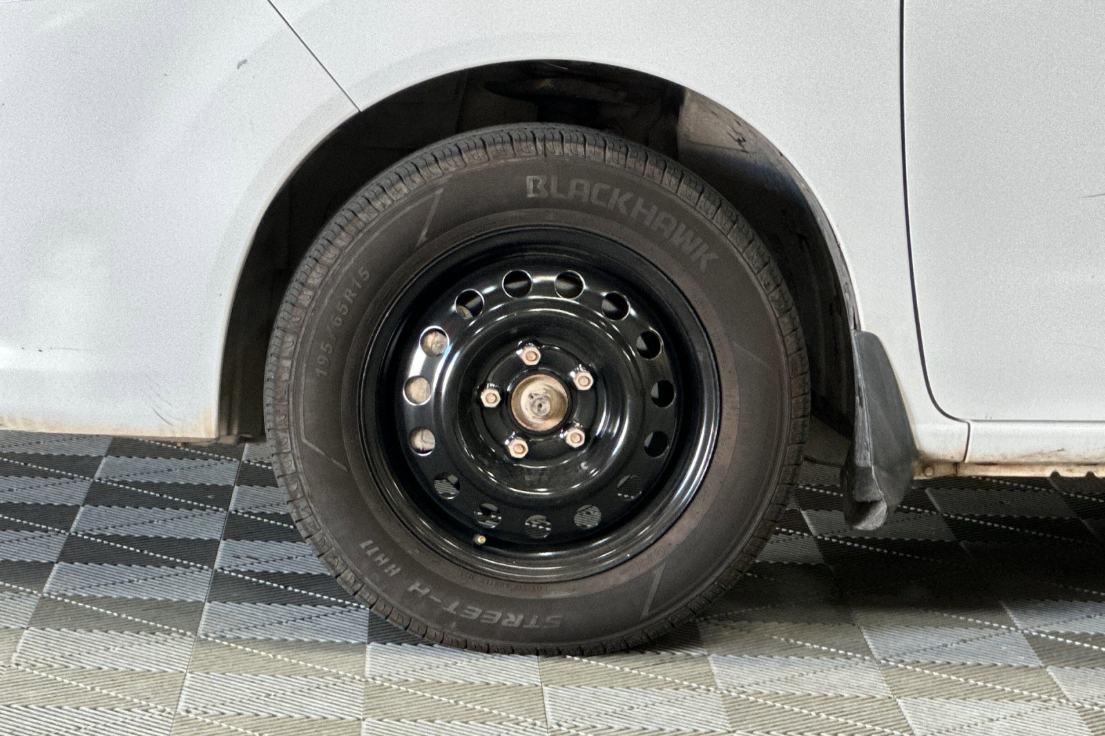 Used 2018 Nissan NV200 SV w/ Navigation Package image 42