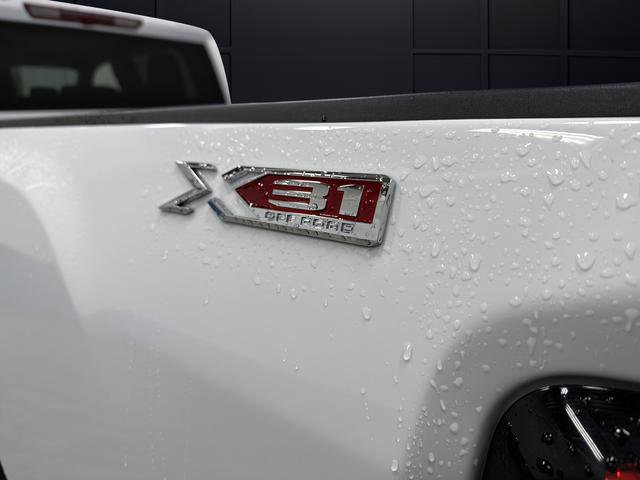 Used 2024 GMC Sierra 3500 SLE AWD/4WD image 34