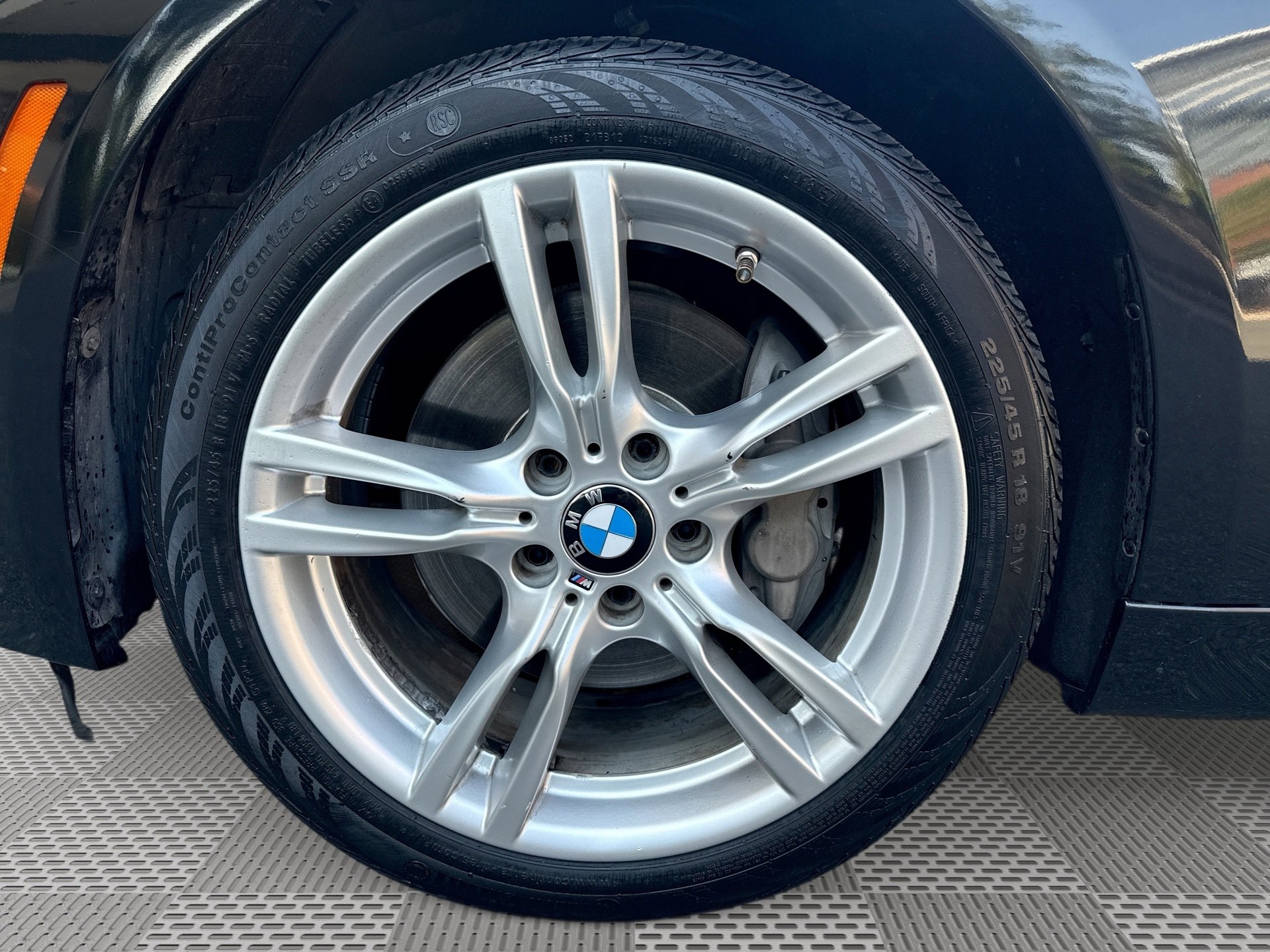 Used 2018 BMW 330i Sedan RWD image 19