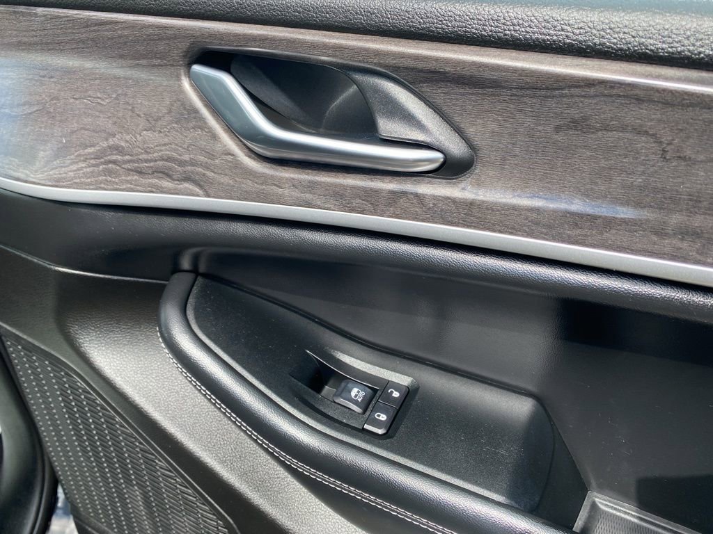 Used 2023 Jeep Grand Cherokee L Limited image 13