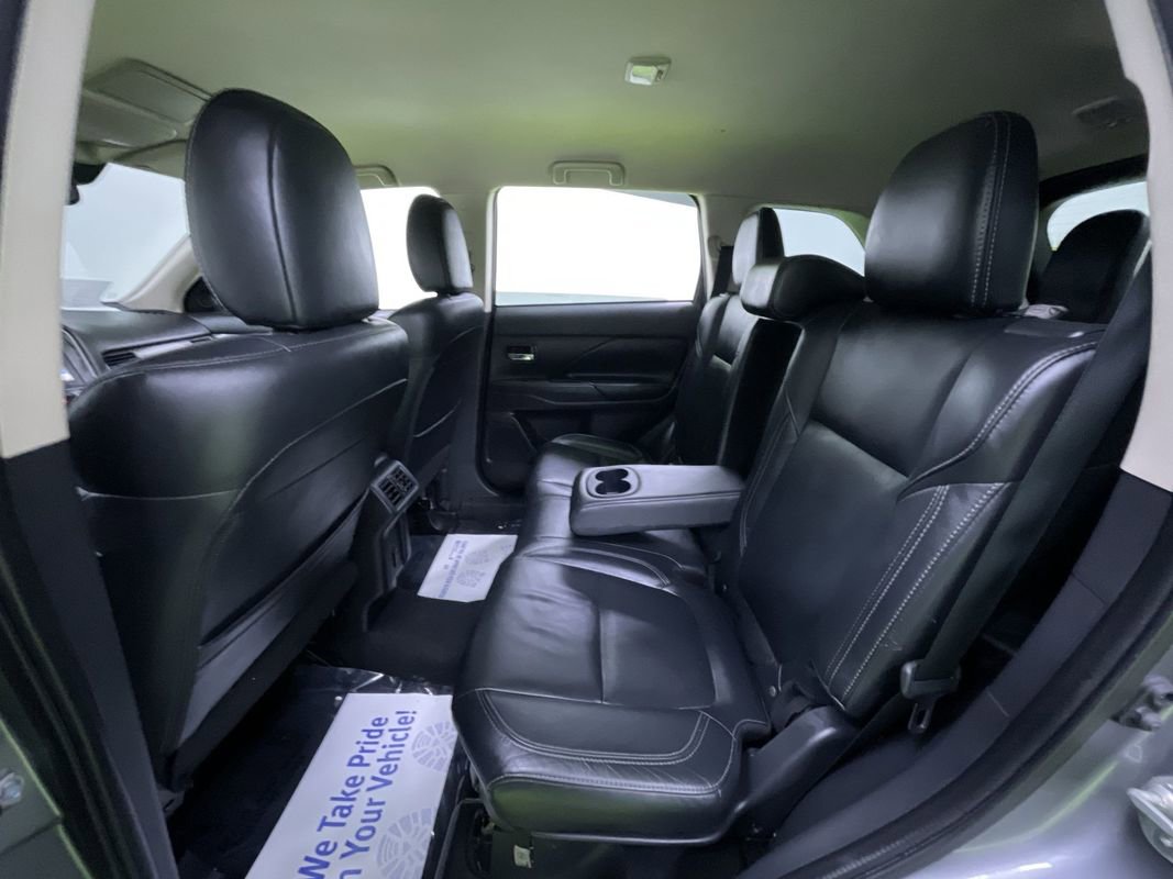 Used 2020 Mitsubishi Outlander SEL image 26